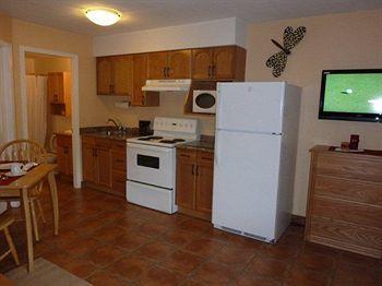 Desert Surfside Waterfront Accommodations Osoyoos Exterior photo