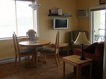 Desert Surfside Waterfront Accommodations Osoyoos Exterior photo